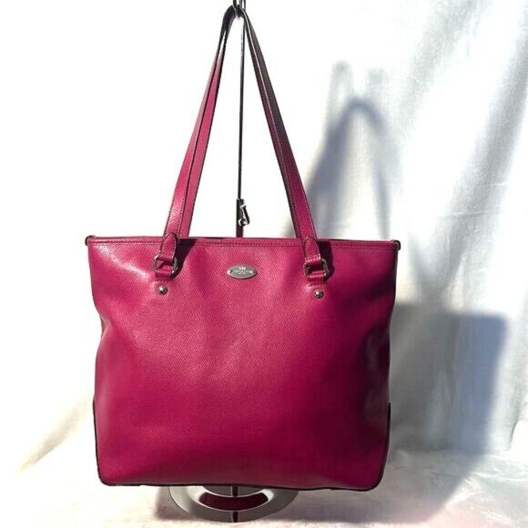Coach Women's Raspberry Pebbled Leather Tote Bag Large Gold Hardware - Picture 1 of 16